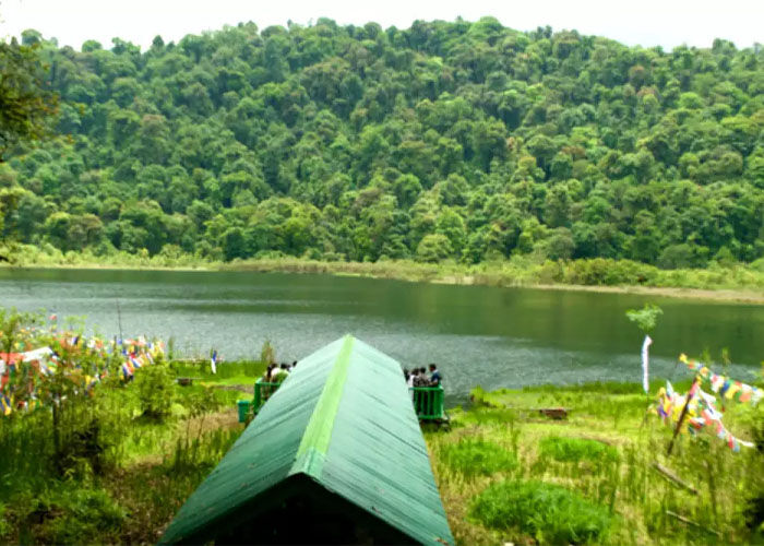 Khecheopalri Lake