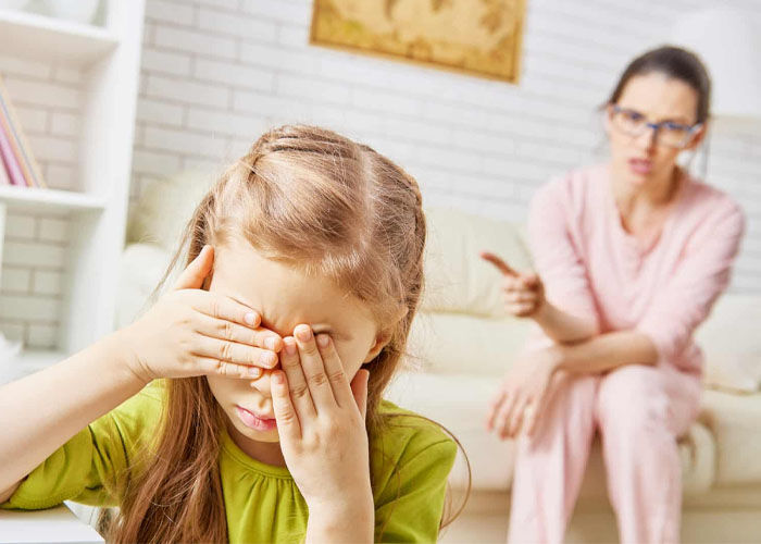 Lie talking children